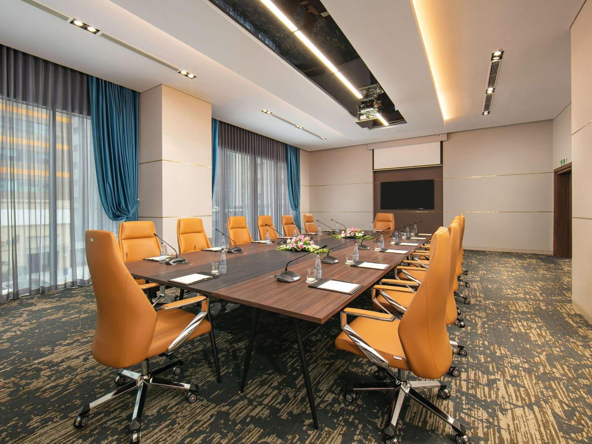 Moevenpick Living West Hanoï Extérieur photo