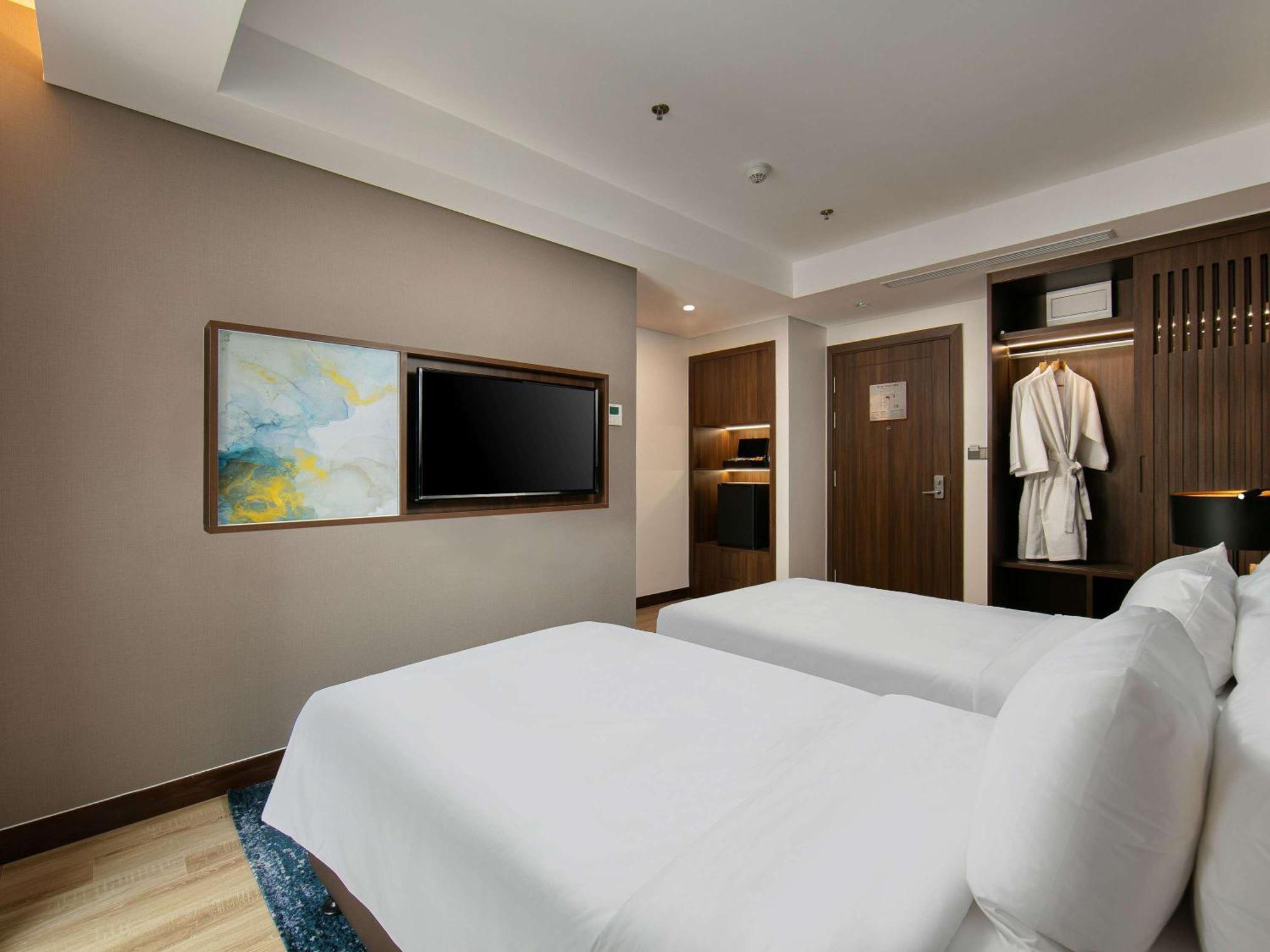 Moevenpick Living West Hanoï Extérieur photo